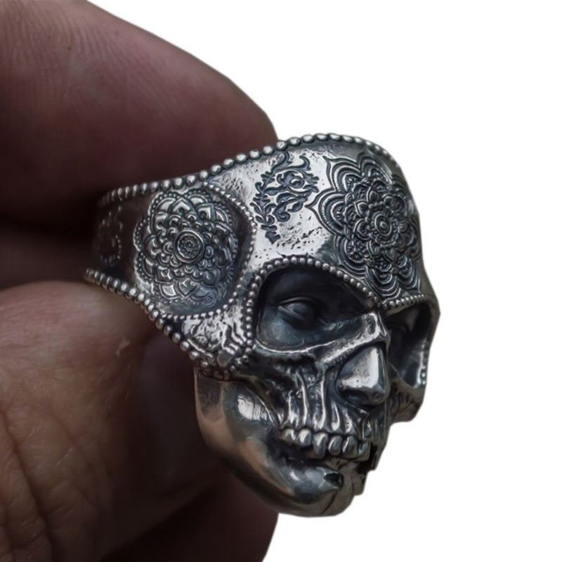 New mysterious portrait retro pattern skull ring